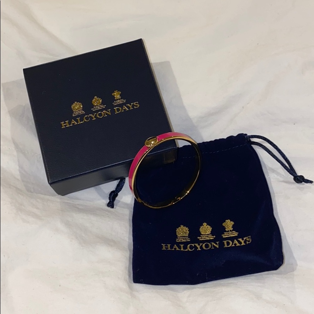 HALCYON DAYS SKINNY BANGLE IN PINK